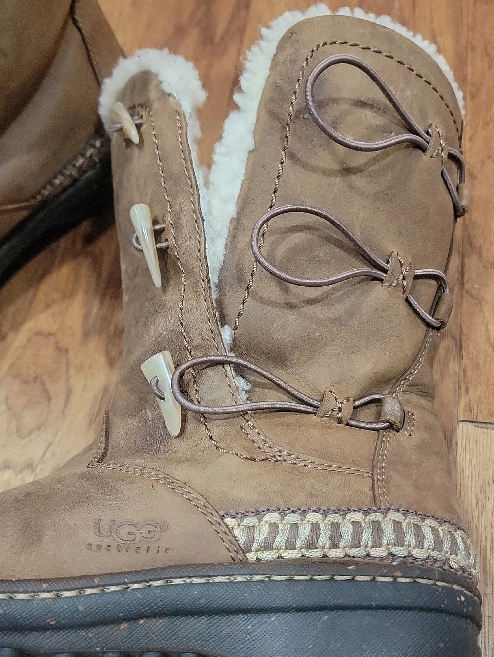 UGG Brown Kona Mid-Calf Boots with Sheeps Fleece Liner 9 - Picture 10 of 12